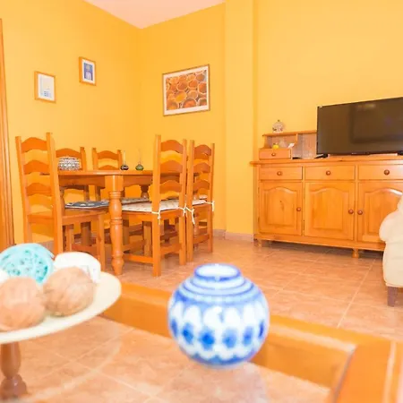 Terraza Vista Piscina דירה קוניל דה לה פרונטרה