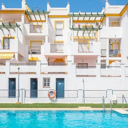 Terraza Vista Piscina Daire *